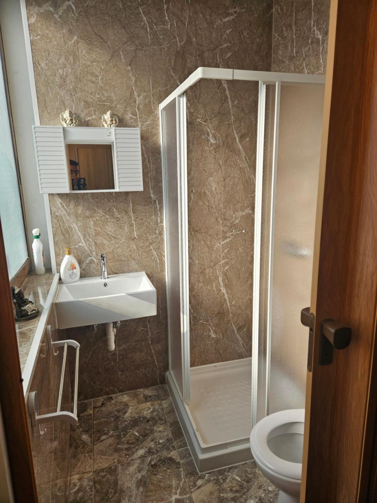 Lotus Guest House Malta Gzira Esterno foto